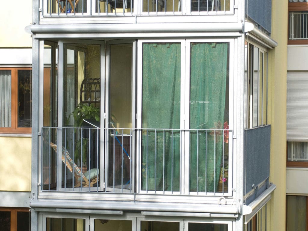 Faltschiebetüren zu Balkon